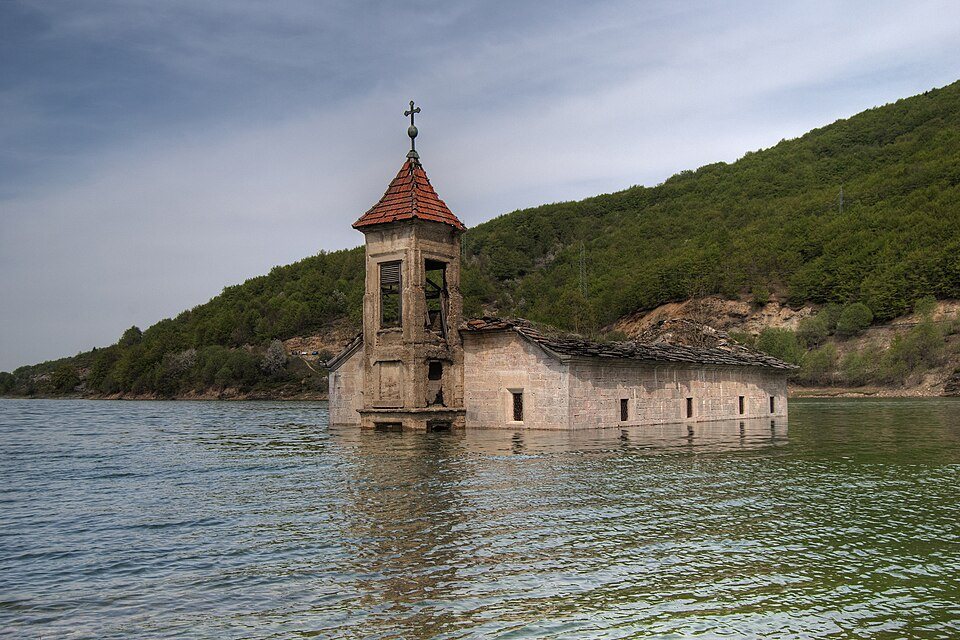 Mavrovo Lake